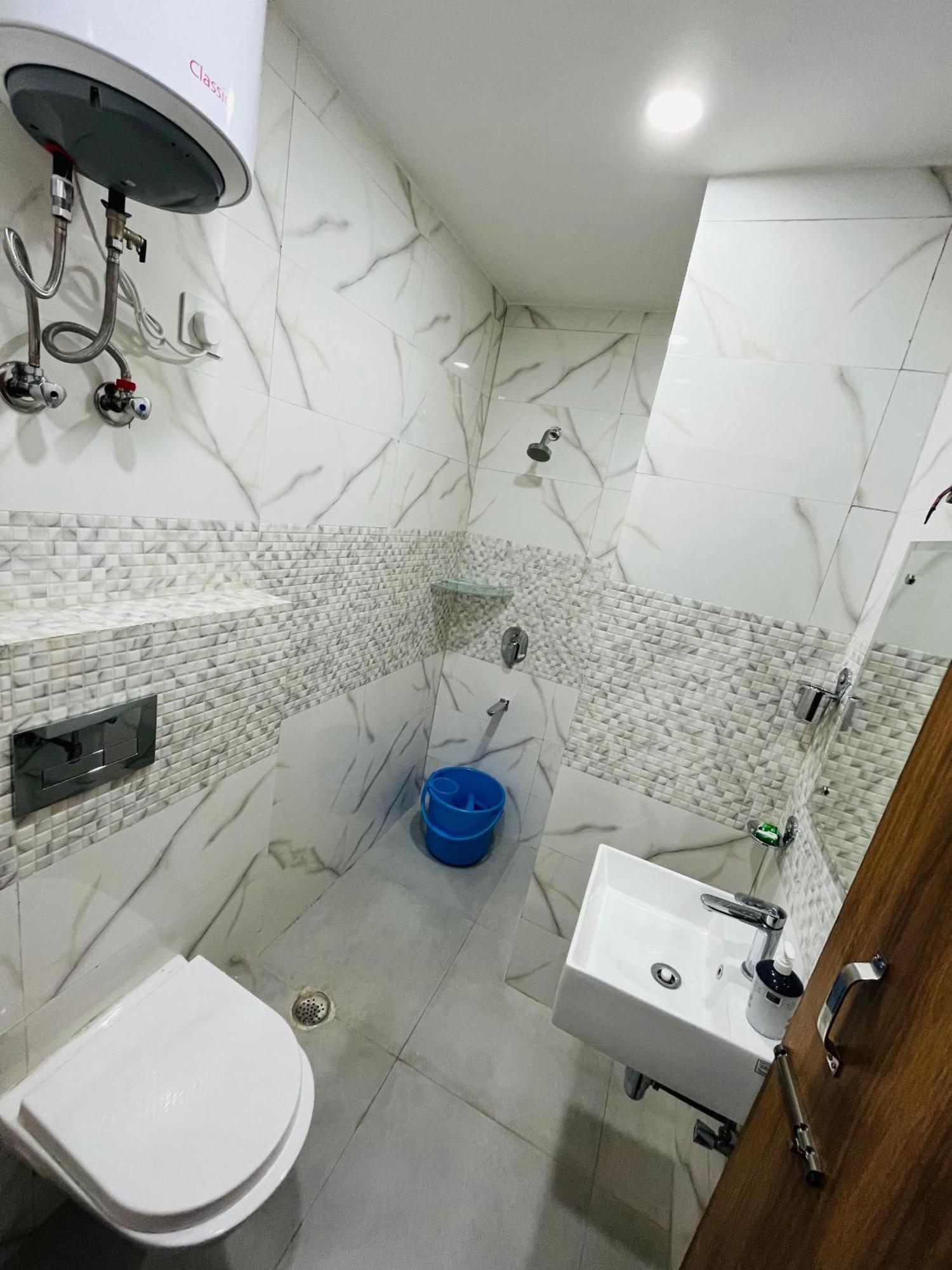 Townhouse Happy Habitat Guest House Greater Noida Kültér fotó